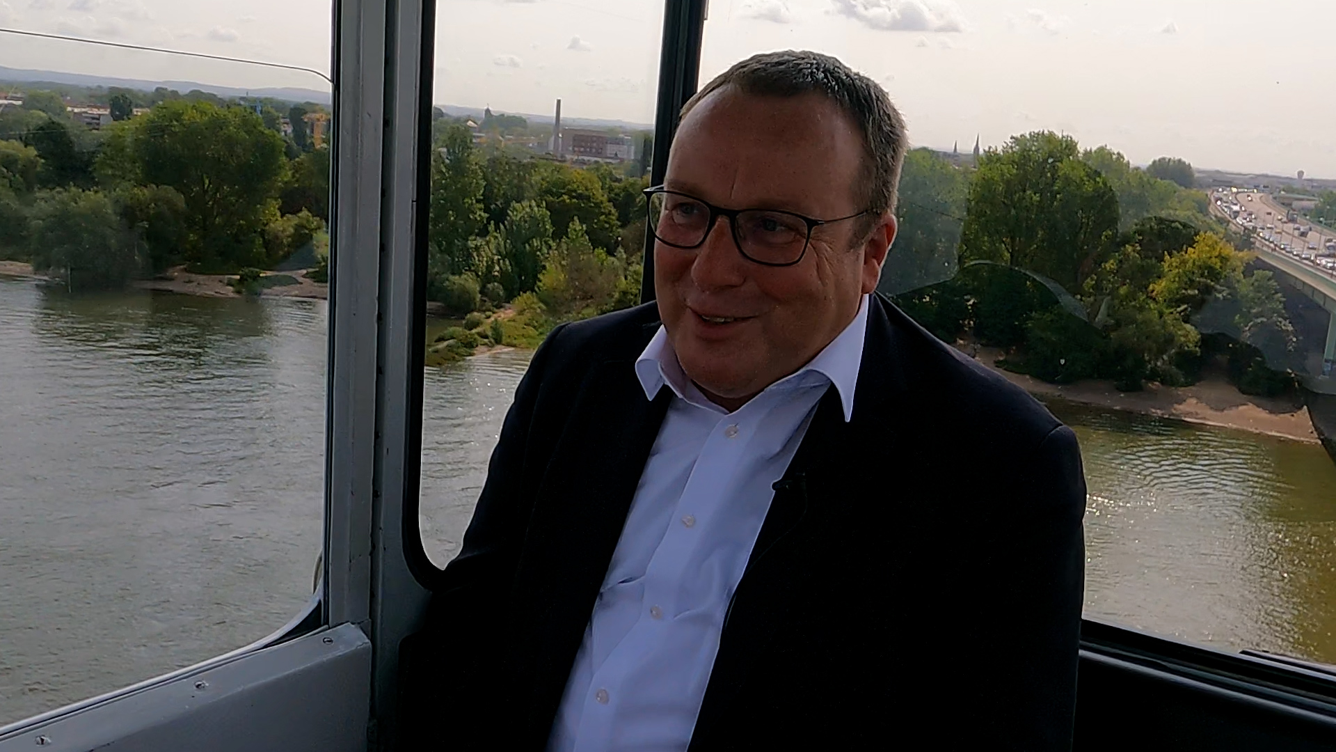 Video: Verkehrsminister Krischer: Seilbahnen und Currywurst