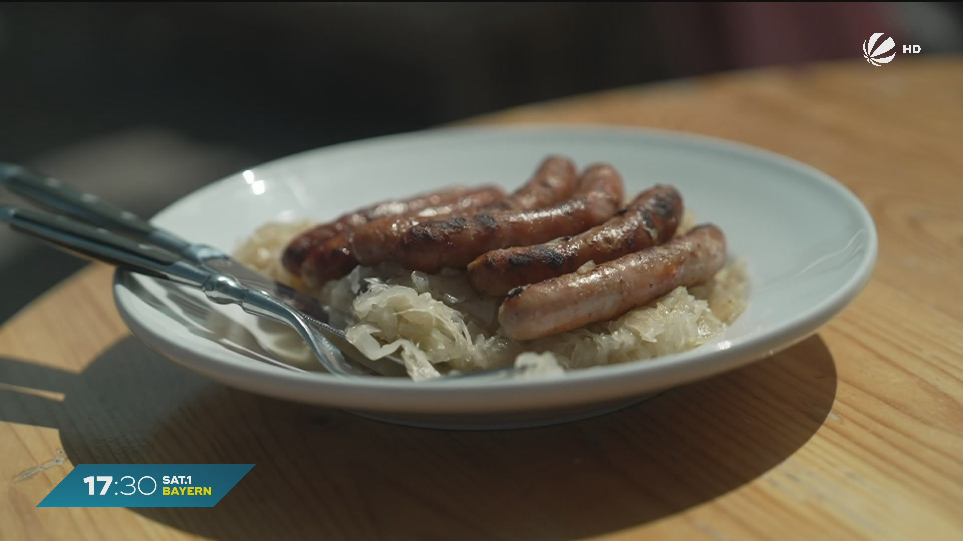 Video: Bratwurst-Streit zwischen Bayern und Thüringen: Wer hatte die Wurst zuerst?