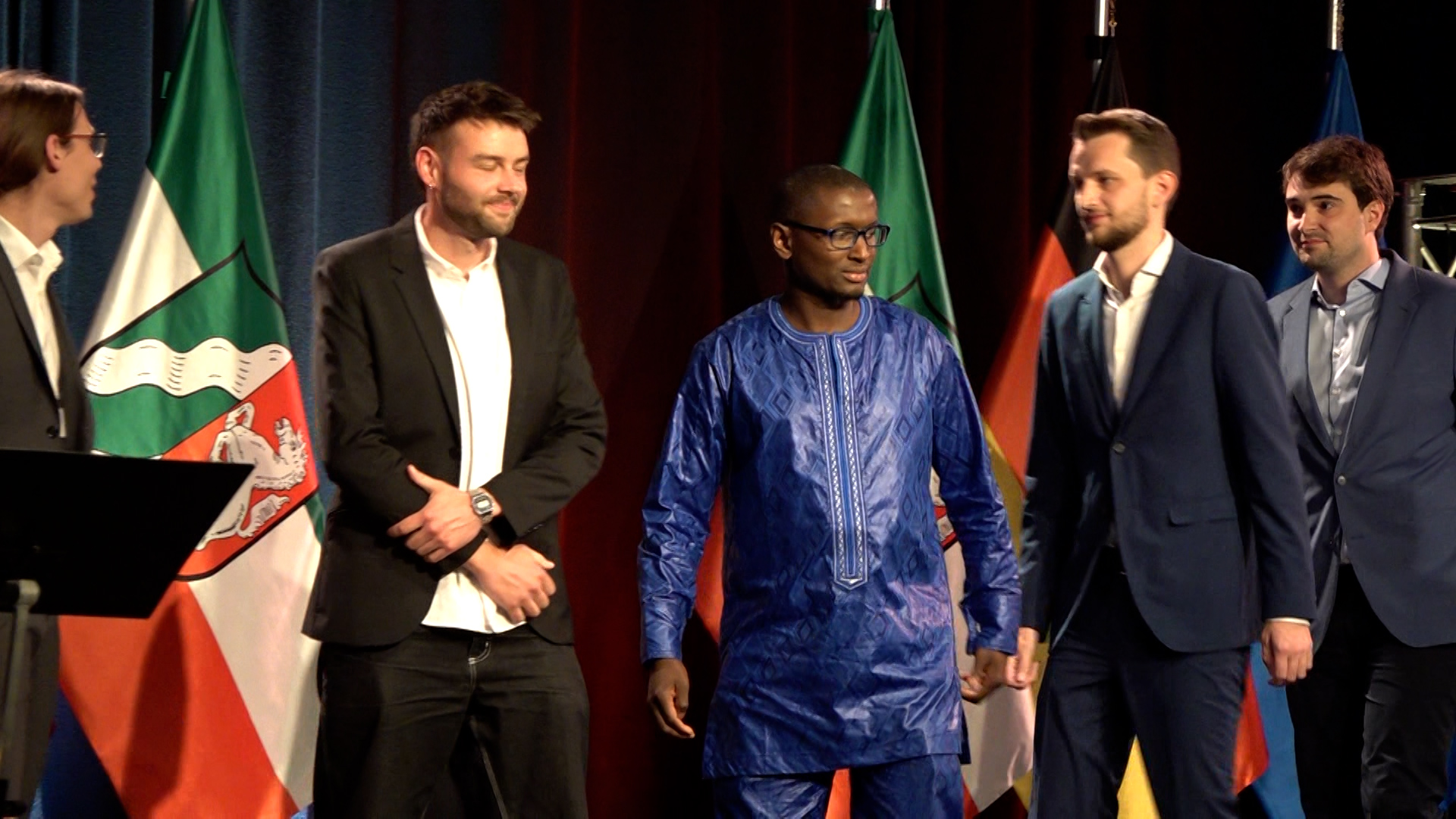 Video: Helden des Alltags: Fünf Retter mit Medaillen geehrt