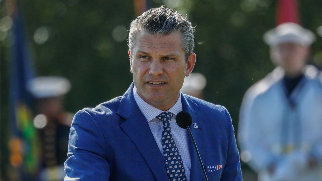 Insider besorgt: Hegseth plant Militärtreffen