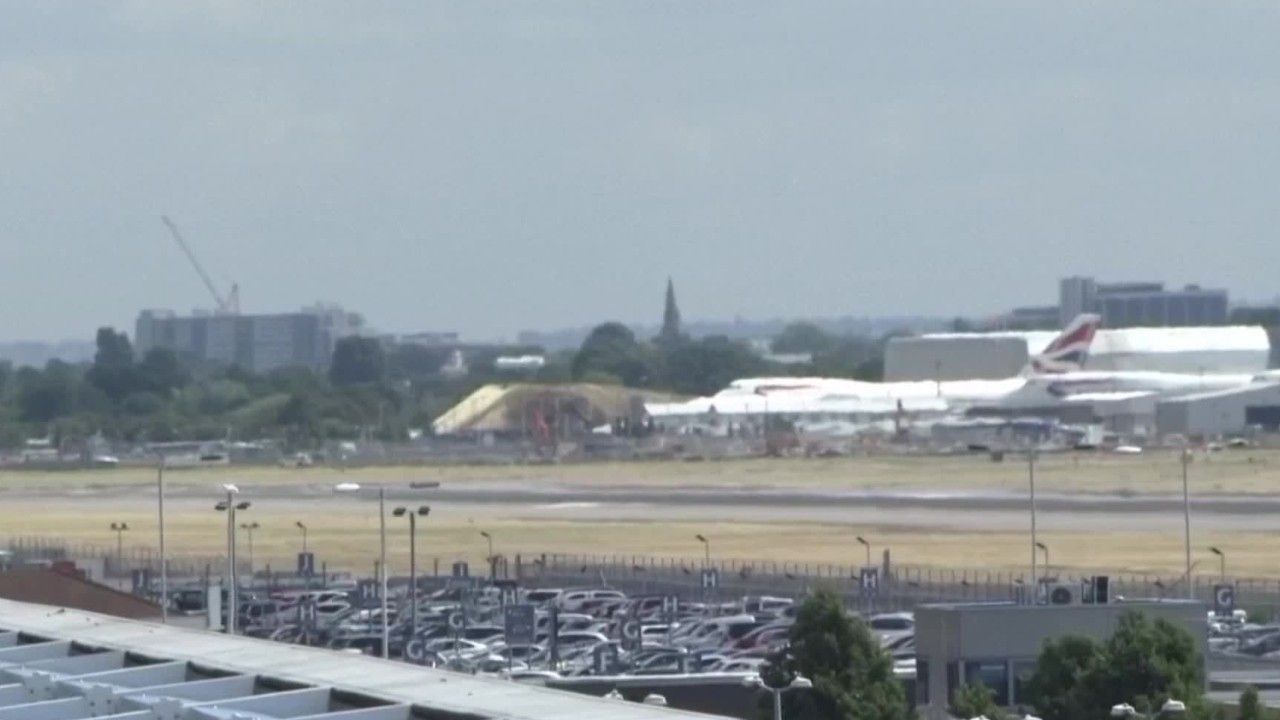 Brand: Londoner Flughafen Heathrow geschlossen