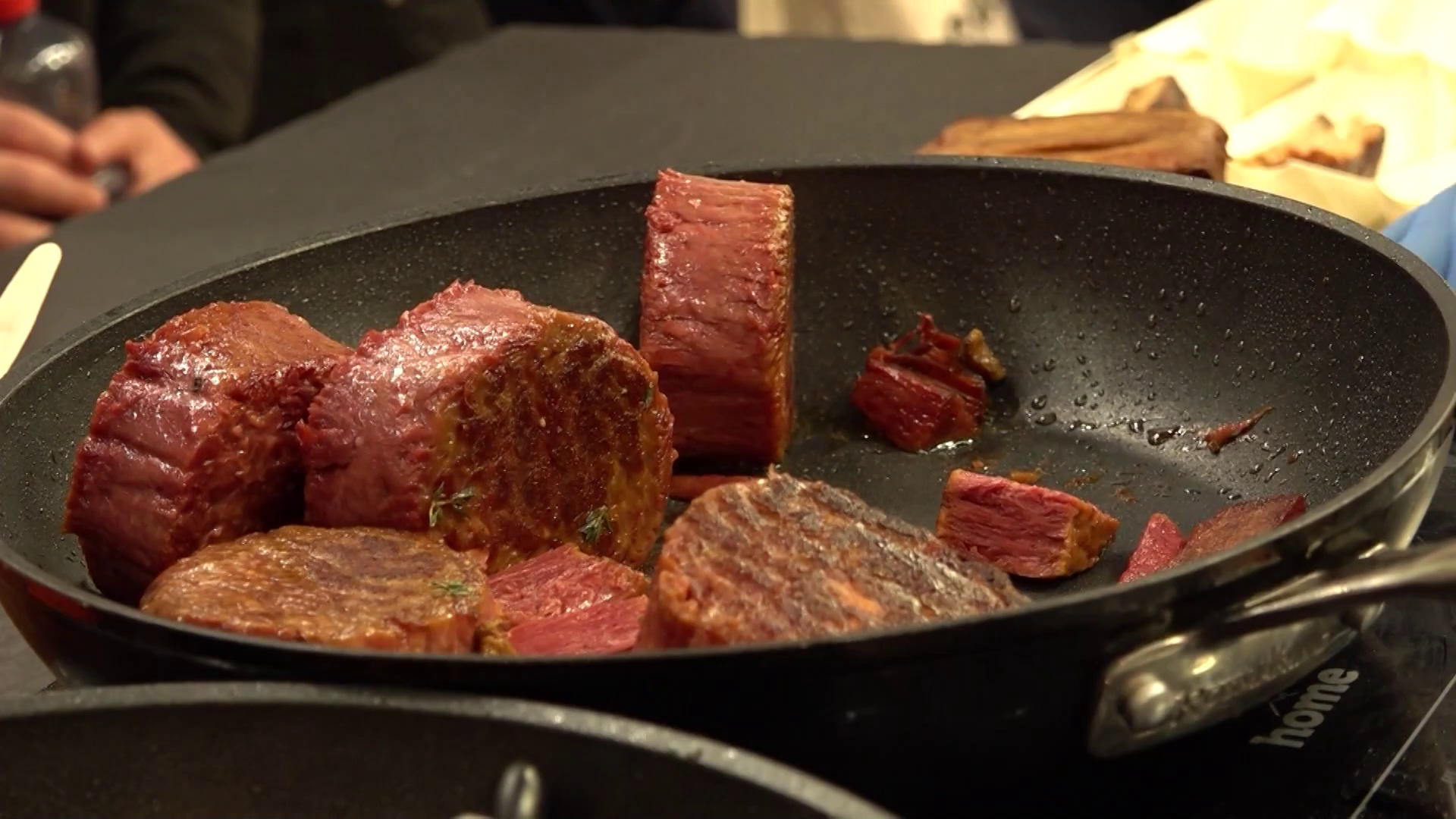 Video: EU-Parlament debattiert über Fleischersatz