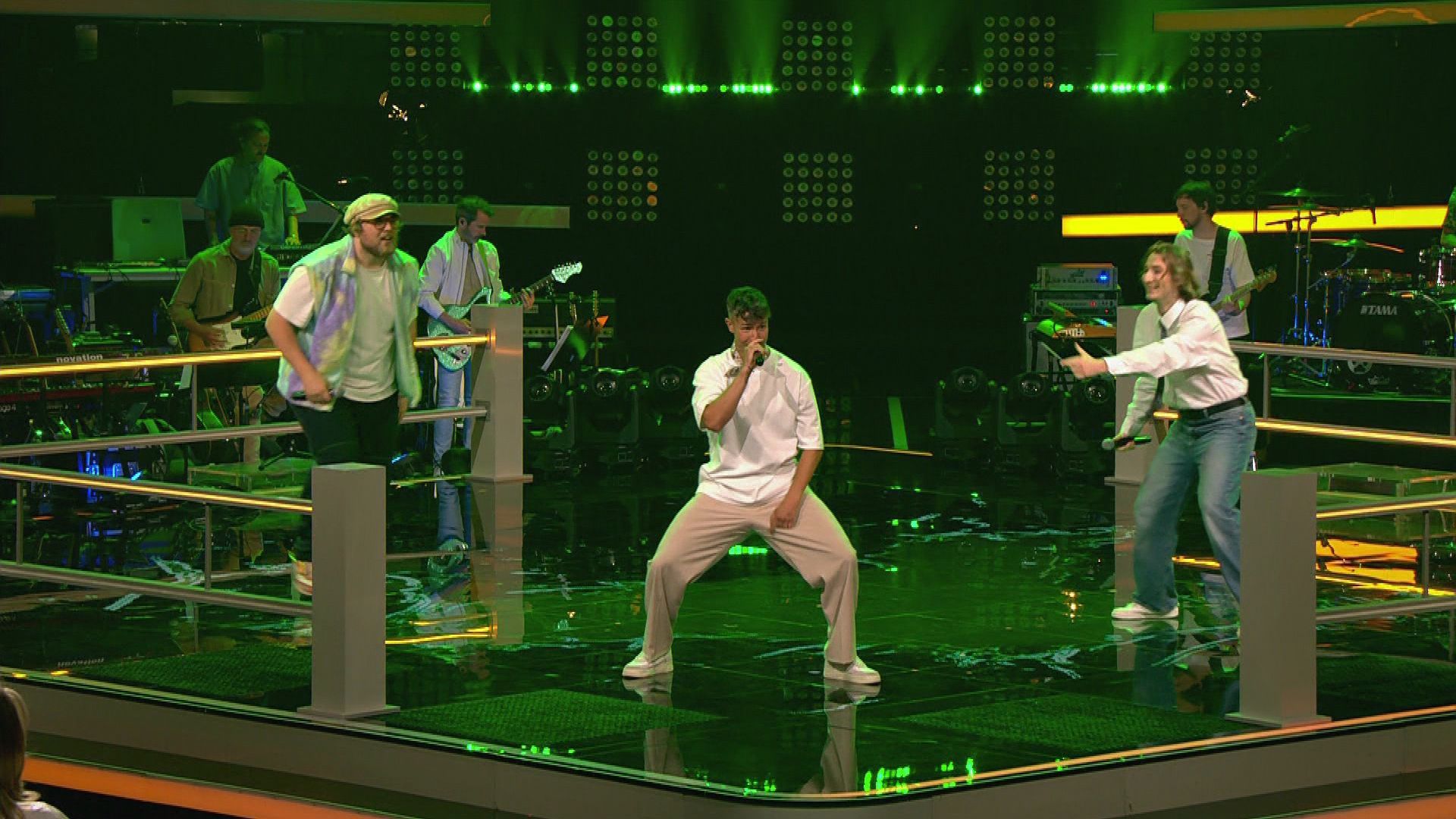 Pure Energy: Dustin, Maël & Jonas with 