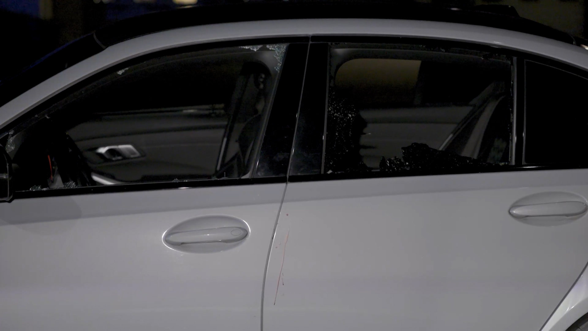 Video: Schüsse auf BMW in Dormagen: Mann verletzt