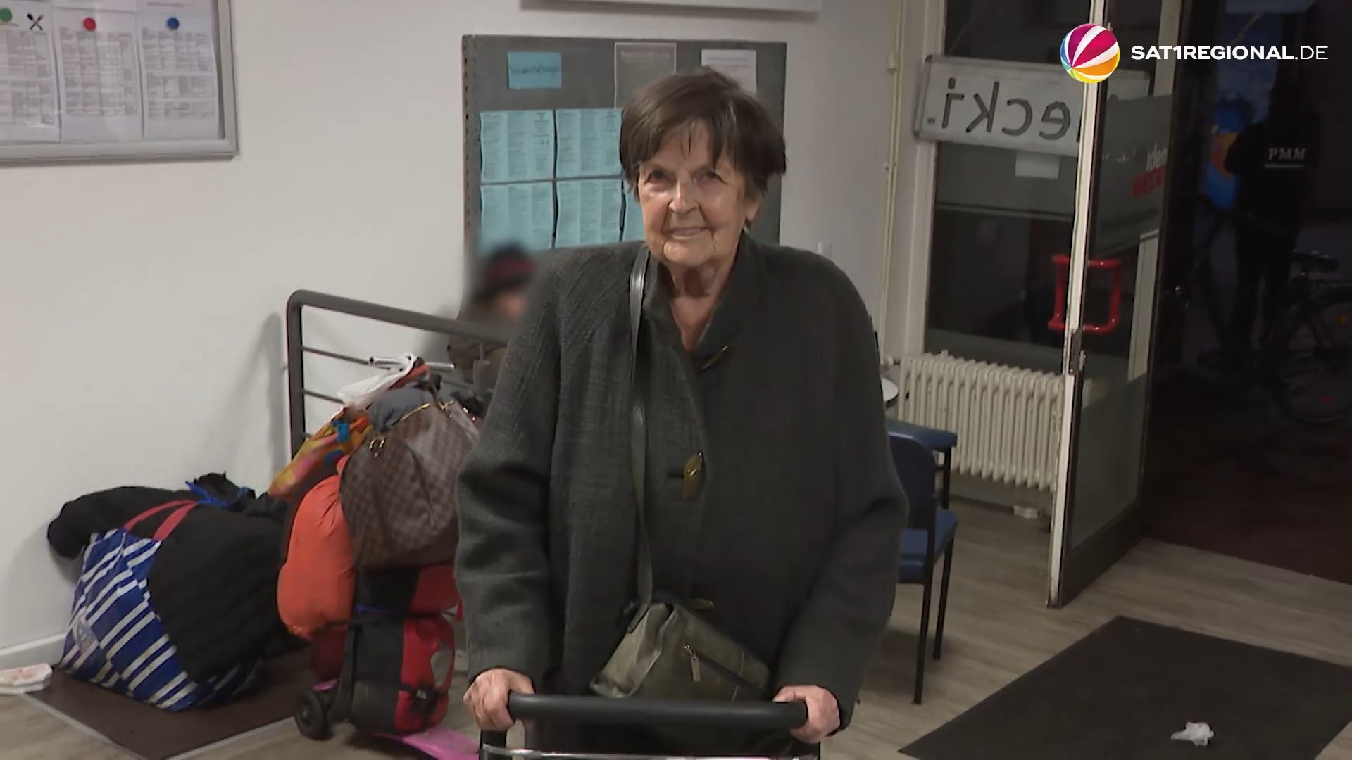 Video: Bundesverdienstkreuz: 98-jährige Hannoveranerin für Engagement für Obdachlose geehrt