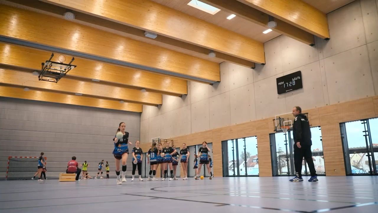 Video: Bayernsport: Handball-Nachwuchs bei der Eintracht Dachau-Karlsfeld