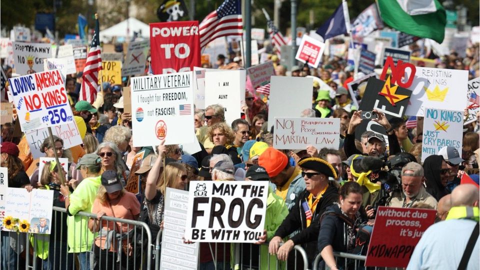 „No Kings“: Millionen demonstrieren gegen Trump