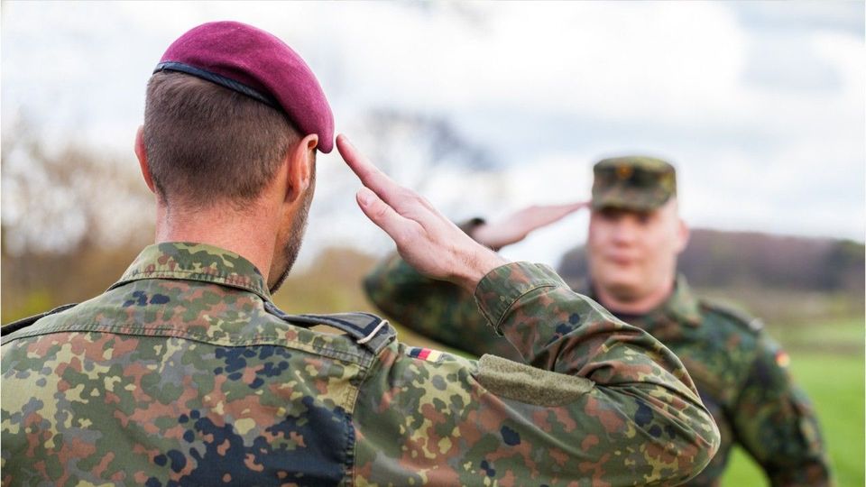 Umfrage: Das halten junge Menschen von der Wehrpflicht