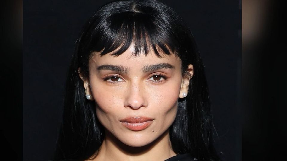 So gelingen euch die Powder Brows von Superstar Zoë Kravitz