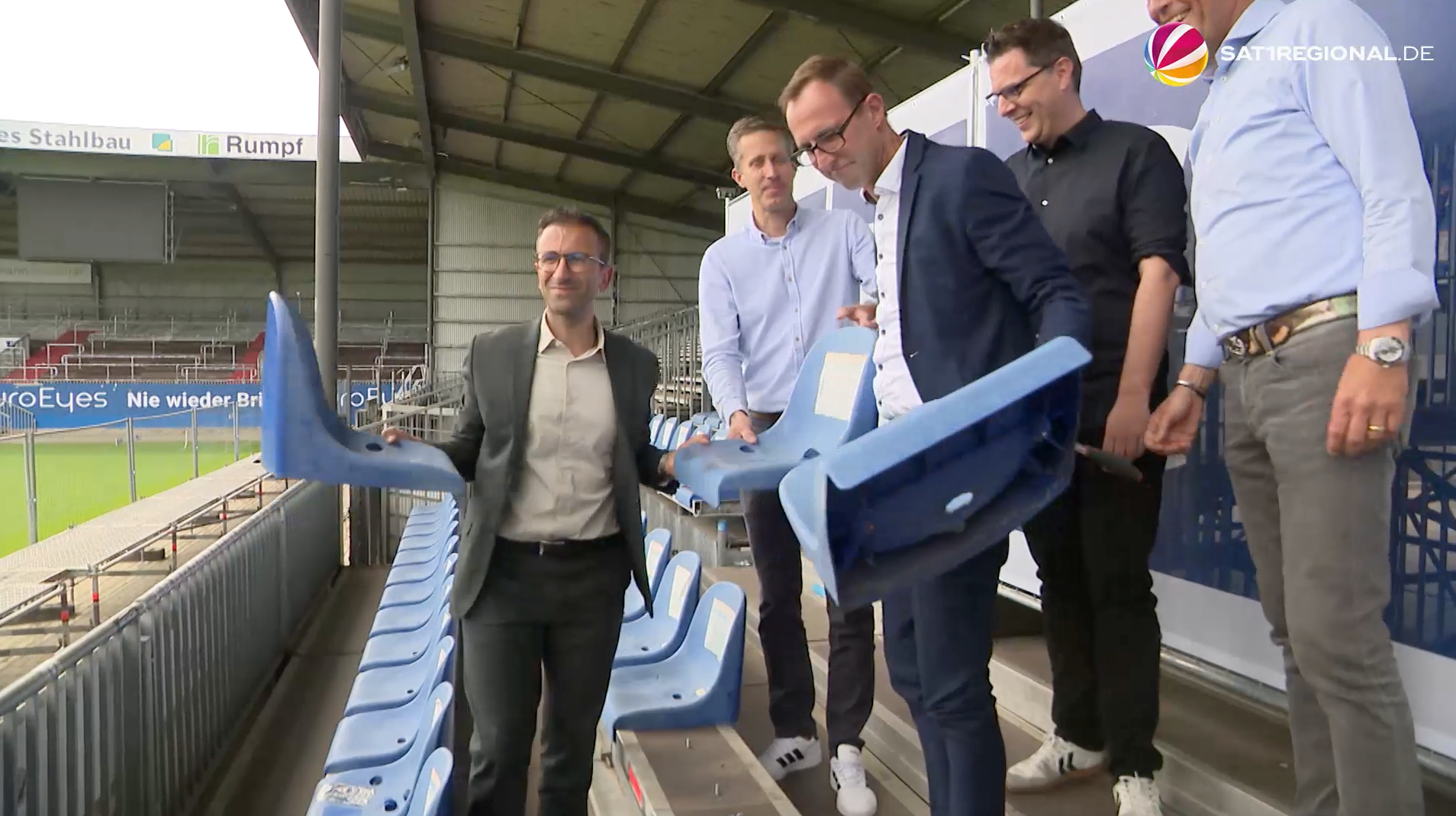 Video: Neubau des Holstein-Stadions: Kieler Bürgermeister Yilmaz besucht Baustelle