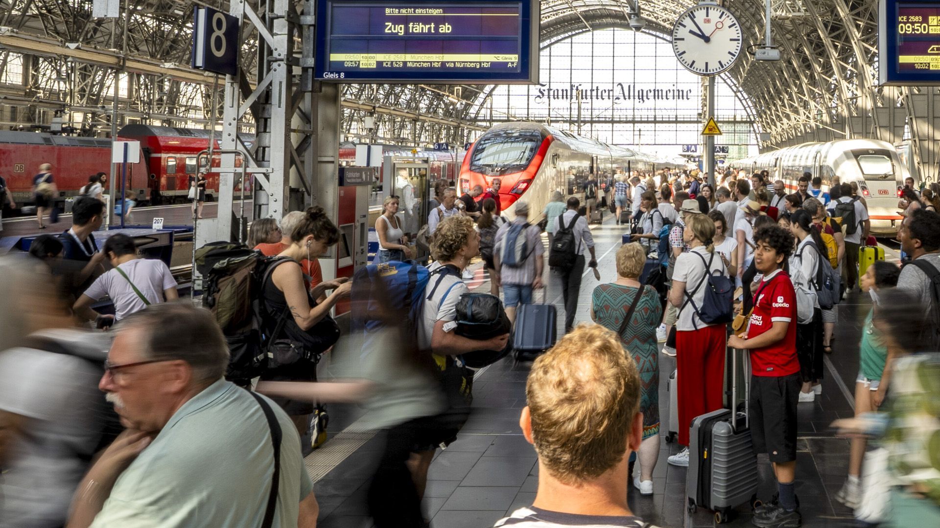 Video: KI soll Bahnhof-Durchsagen übernehmen