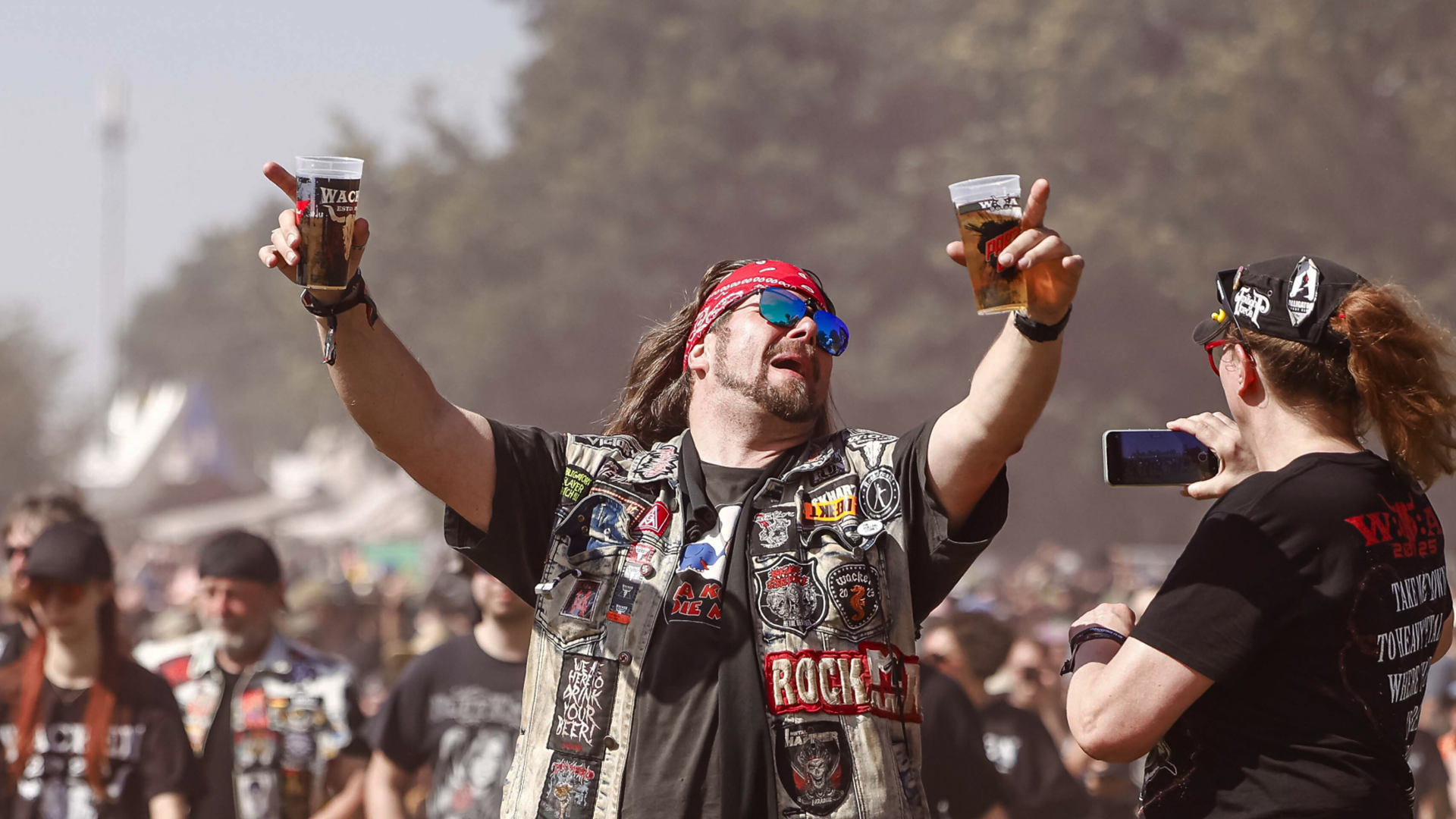 Video: Mehr als 85.000 feiern in Wacken