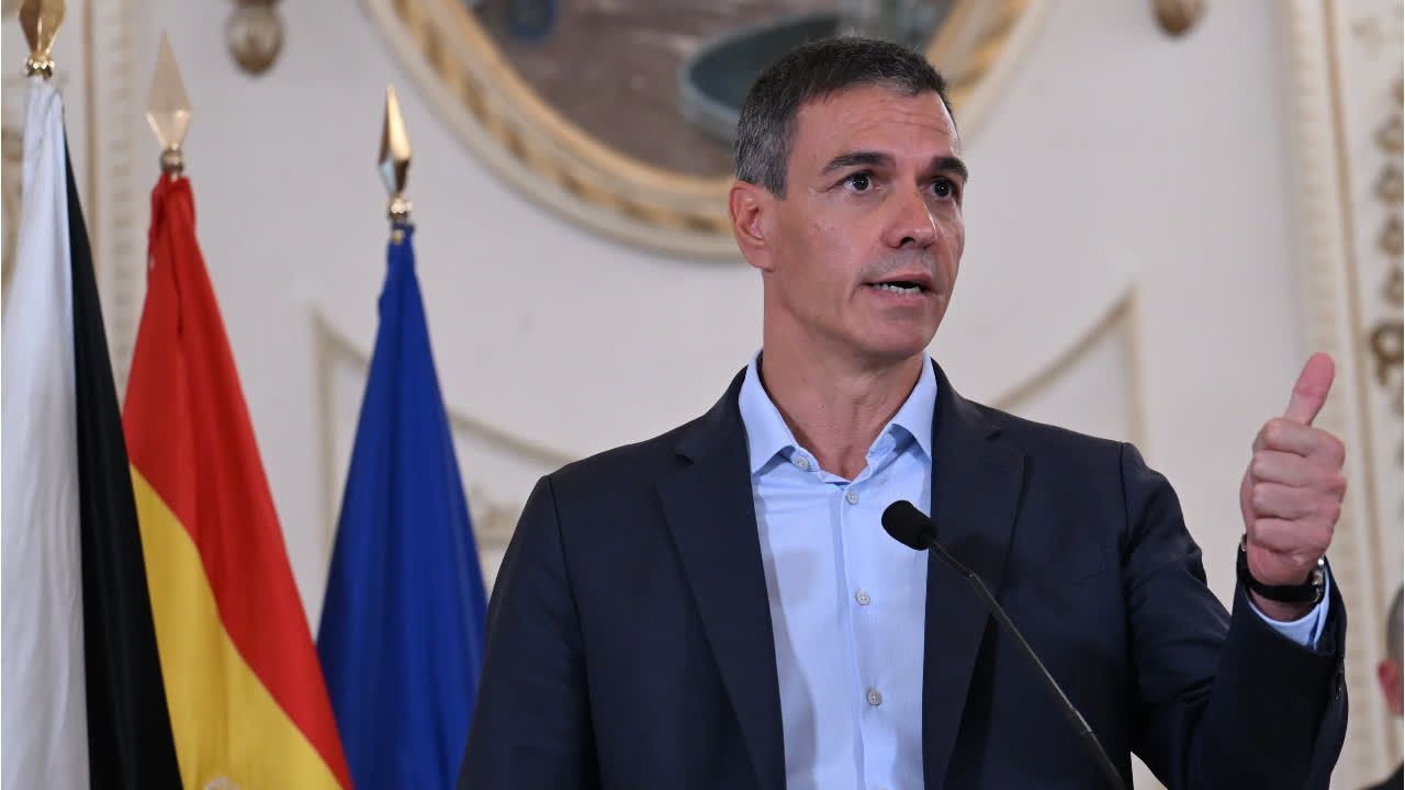 Video: Spanien in der Krise - Sánchez im Urlaub