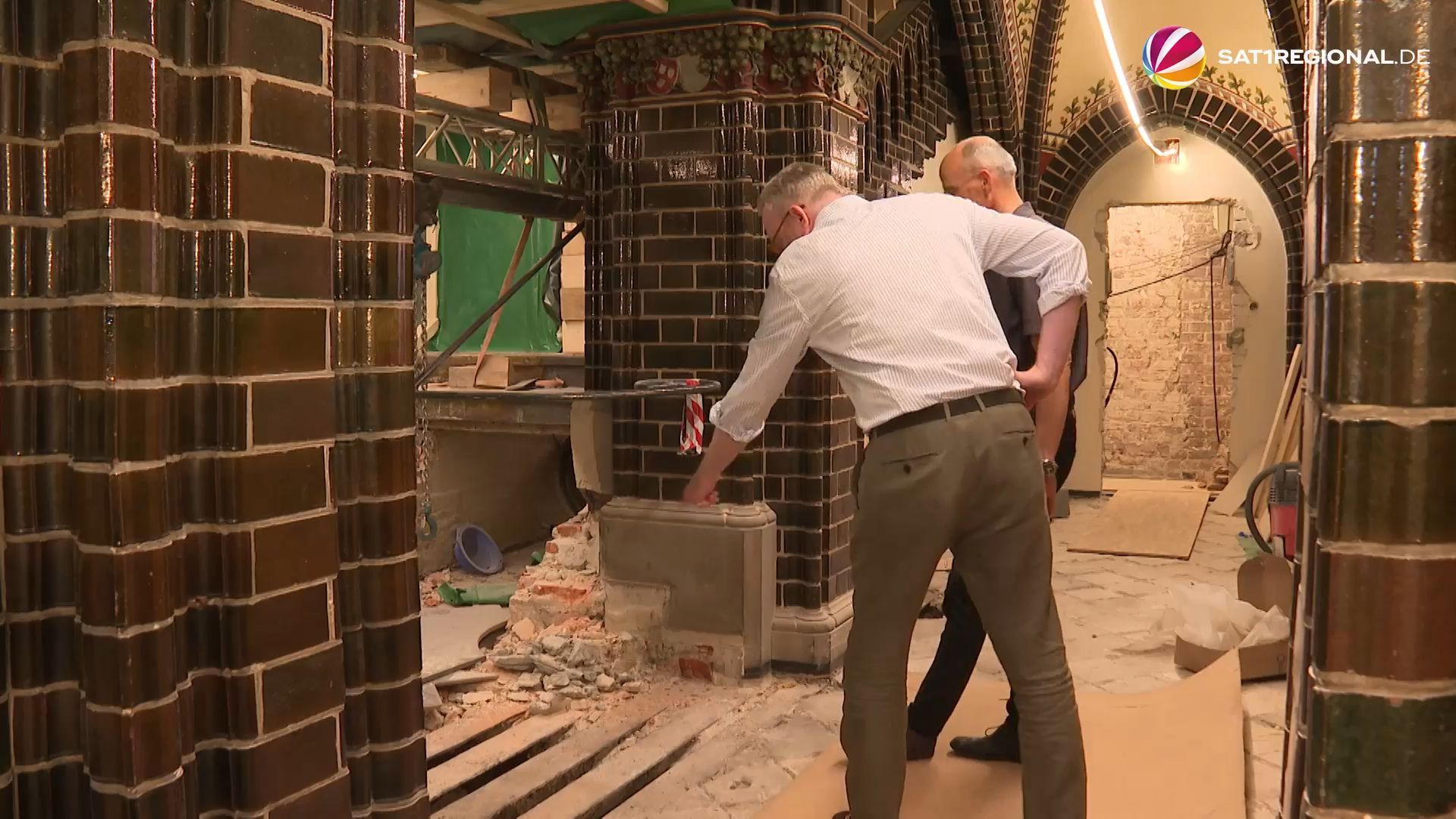 Video: Lübecker Rathaus seit einem Jahr Dauerbaustelle
