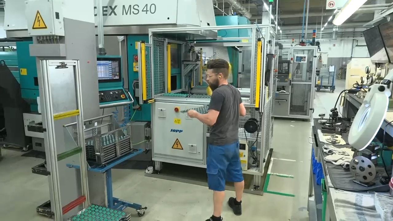 Video: Auto-Krise trifft Zulieferer: Joop setzt auf neue Branchen