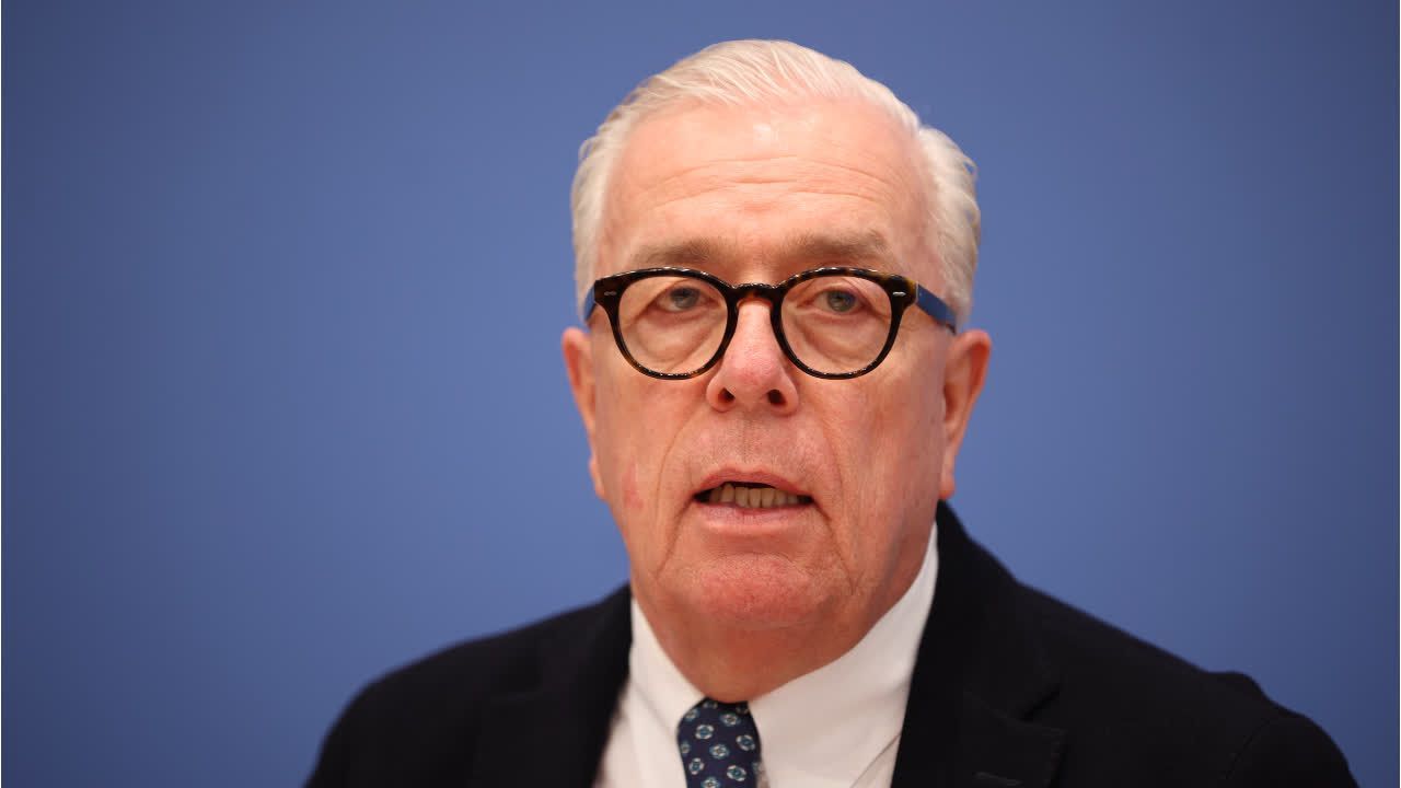 Video: Ärztepräsident widerspricht AfD-Forderung