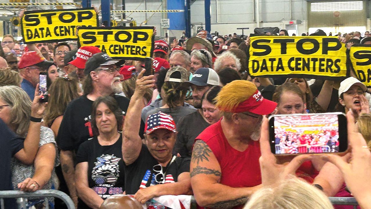 Video: Unmut gegen KI-Rechenzentren in den USA