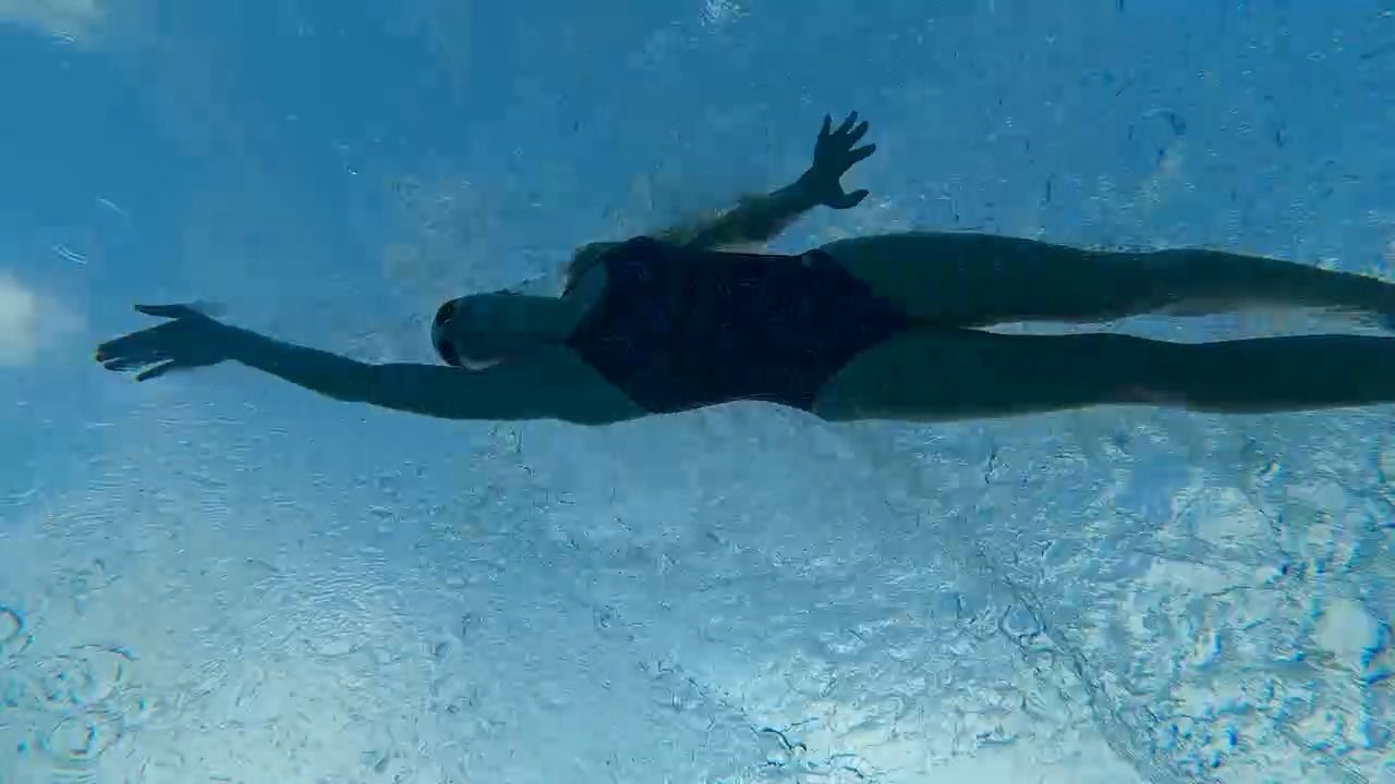 Video: Nei g’schaut - zu Gast in Oberbayern: 17-jährige Rettungsschwimmerin in Action