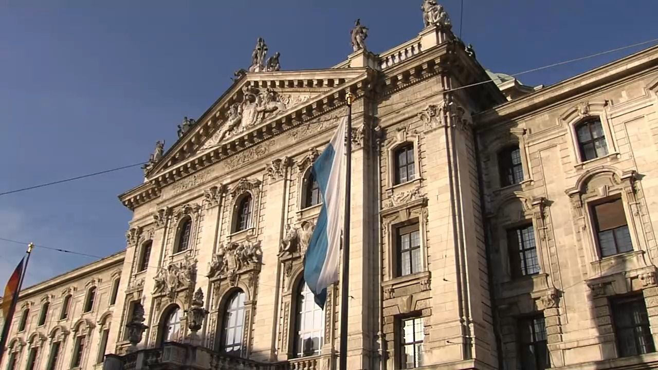 Video: Justiz unter Druck: CSU-Juristen fordern Reform wegen KI