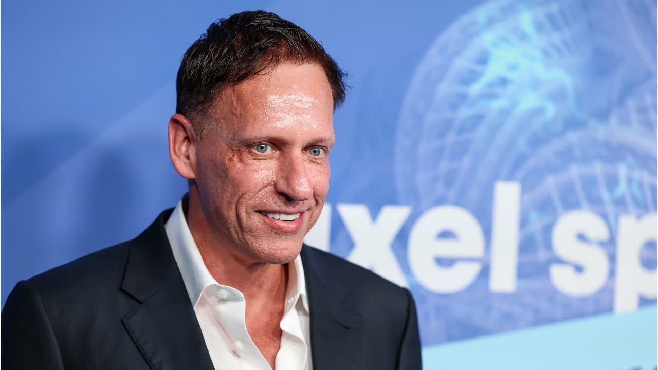 Video: "Hassfabrik": Thiel attackiert Medien