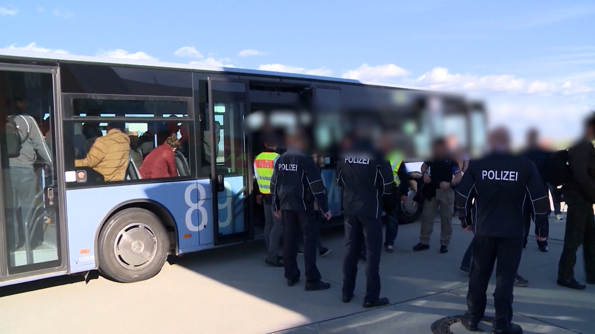 Video: Coesfelder Liste: Köln sieht Verbesserungsbedarf bei Ausländerbehörde
