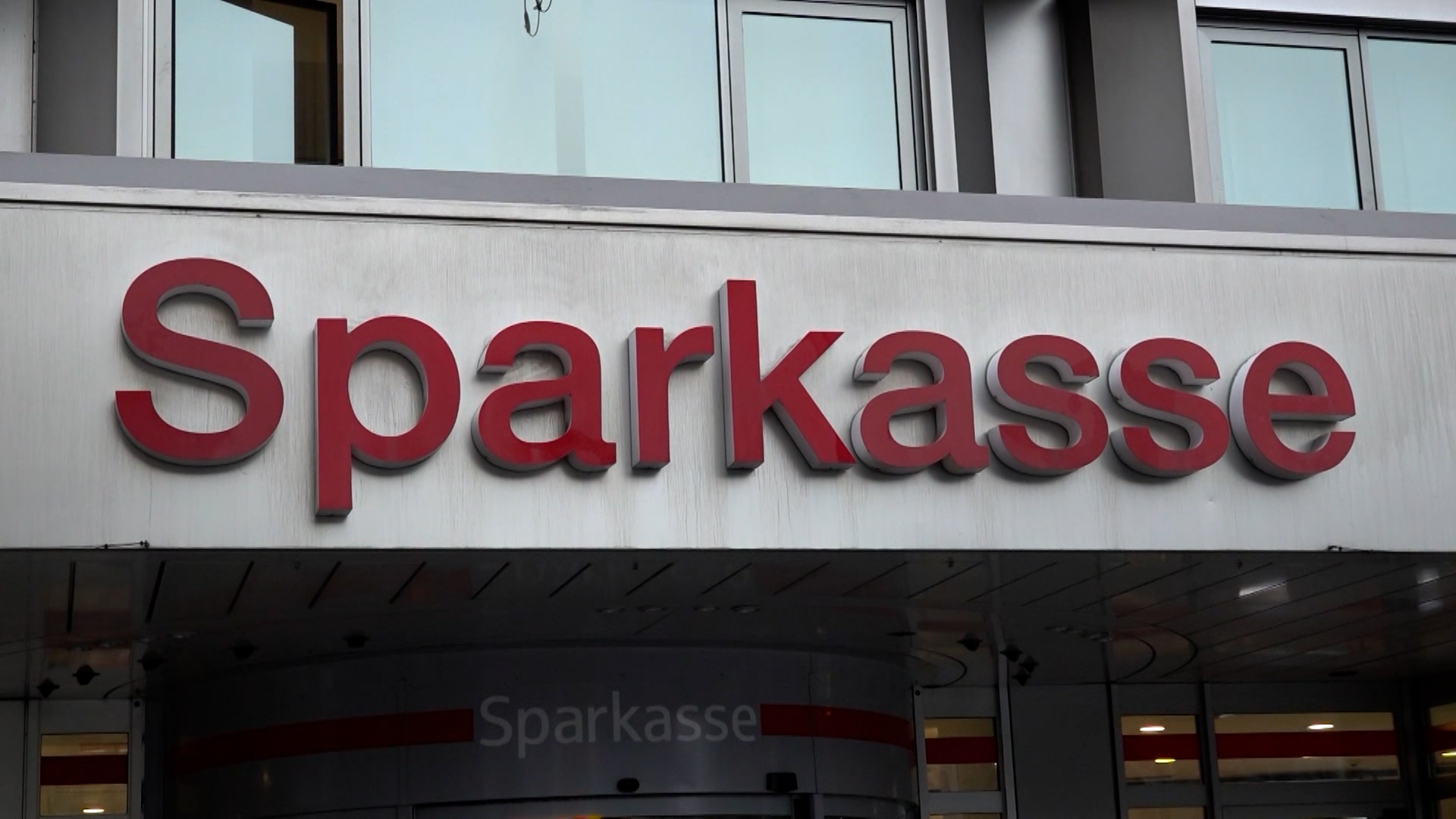 Video: Tresorraum der Sparkasse Gelsenkirchen ausgeräumt