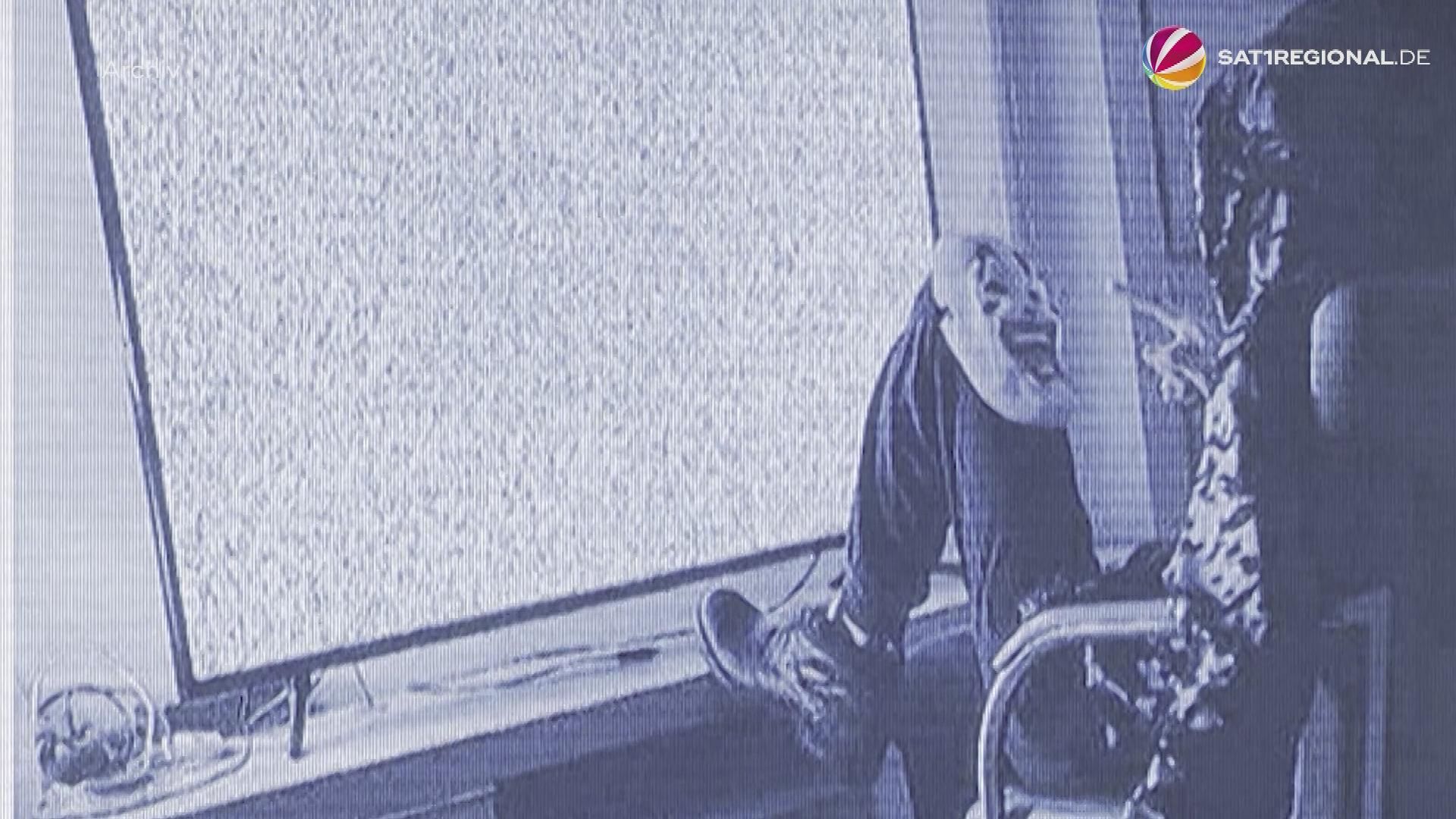 Video: „White Tiger“-Prozess beginnt: Schwerste Vorwürfe gegen 21-jährigen Hamburger