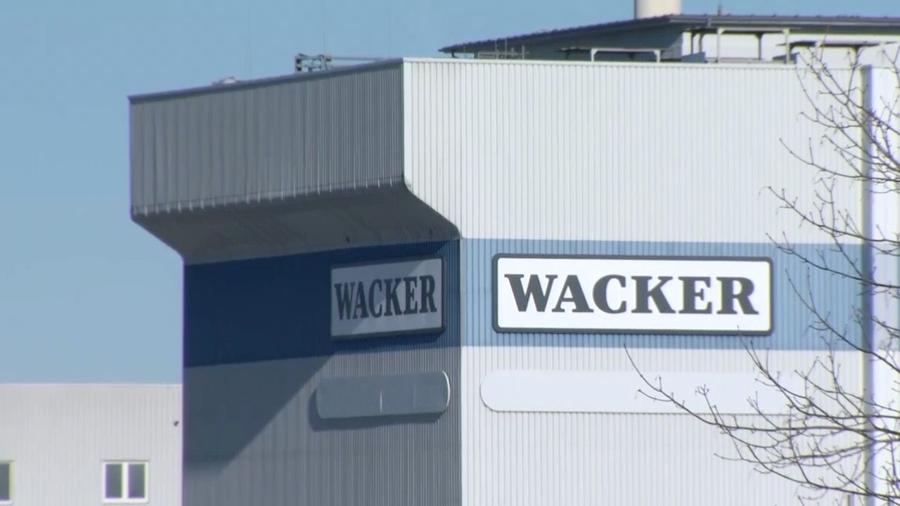 Video: Krise beim Chemiekonzern Wacker: Rekordverlust von rund 800 Millionen Euro