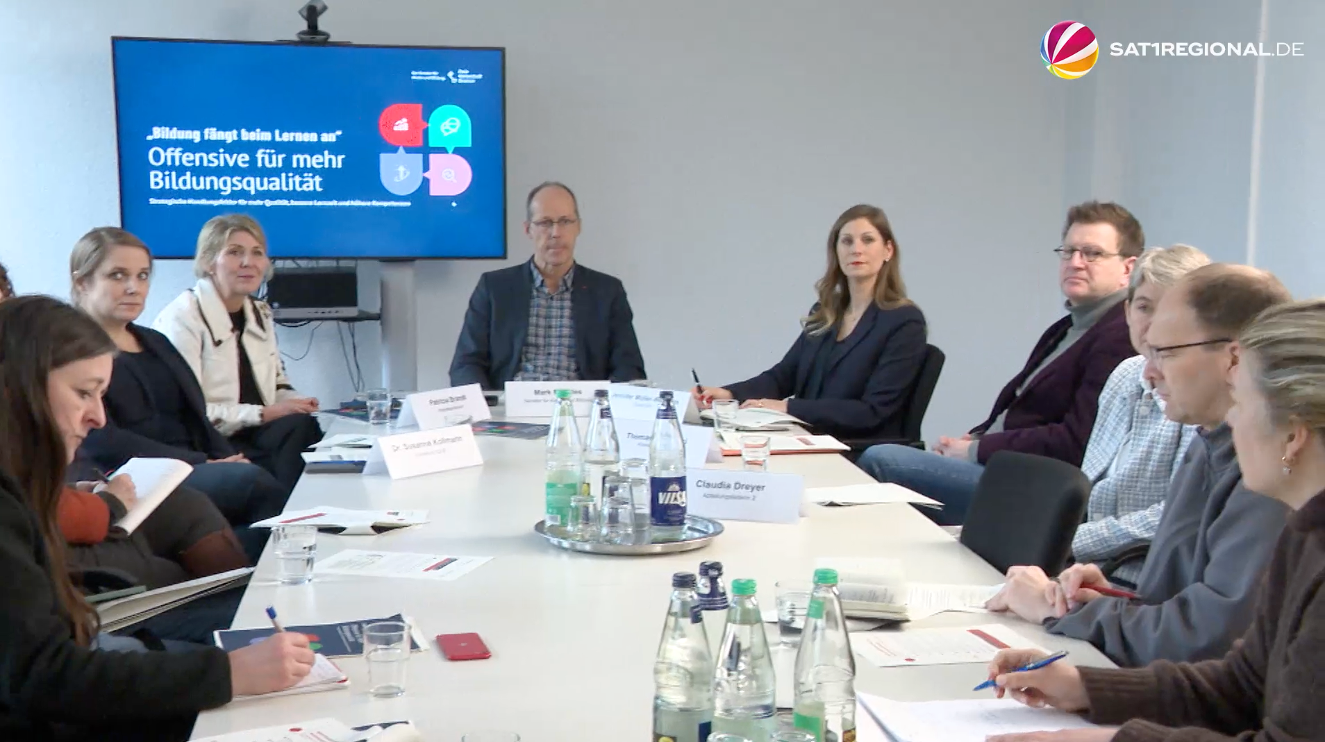 Video: Bildung in Bremen: Senator stellt Pläne zur Verbesserung vor