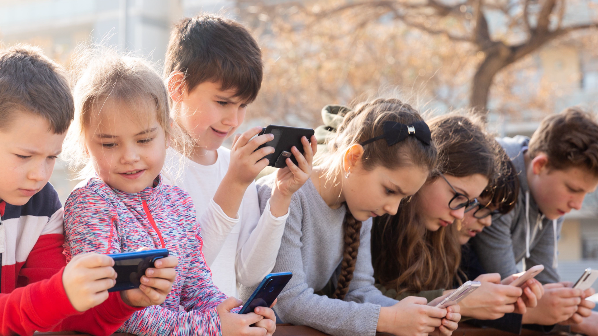 Video: SPD will Social-Media-Verbot für Kids