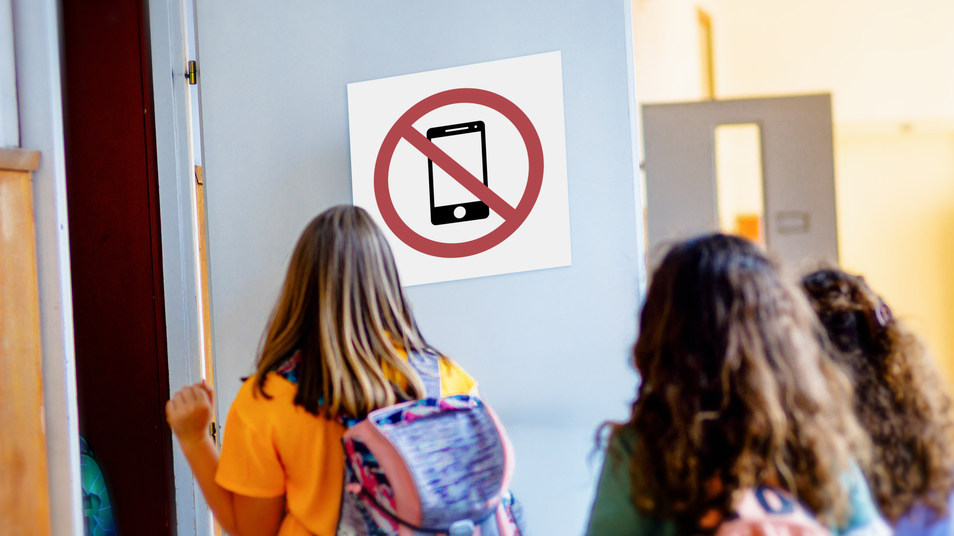 Video: Schule führt Handy-Verbotshüllen ein