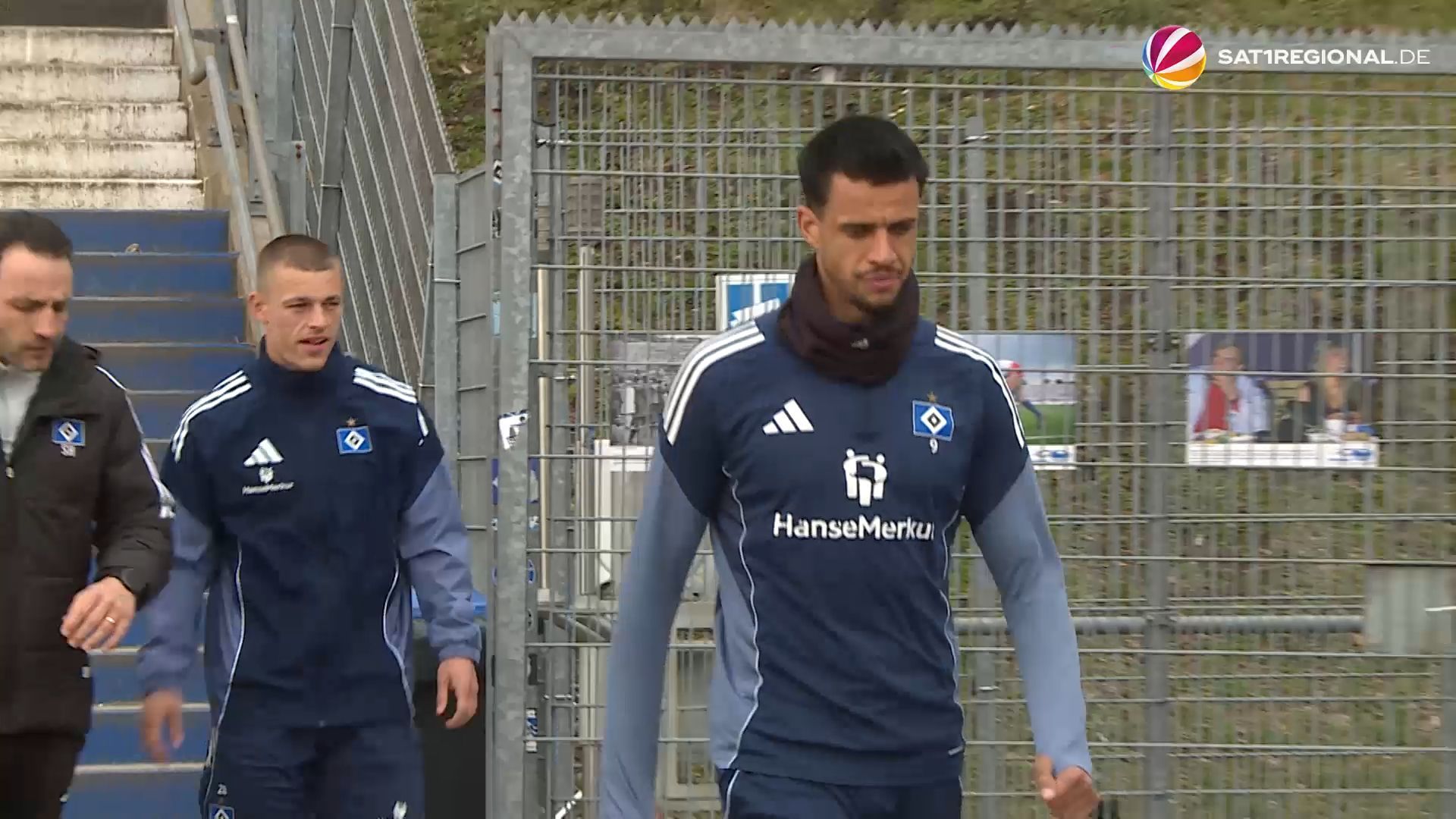 Video: Glatzel platzt der Kragen: Unruhe beim HSV vor Partie gegen Dortmund