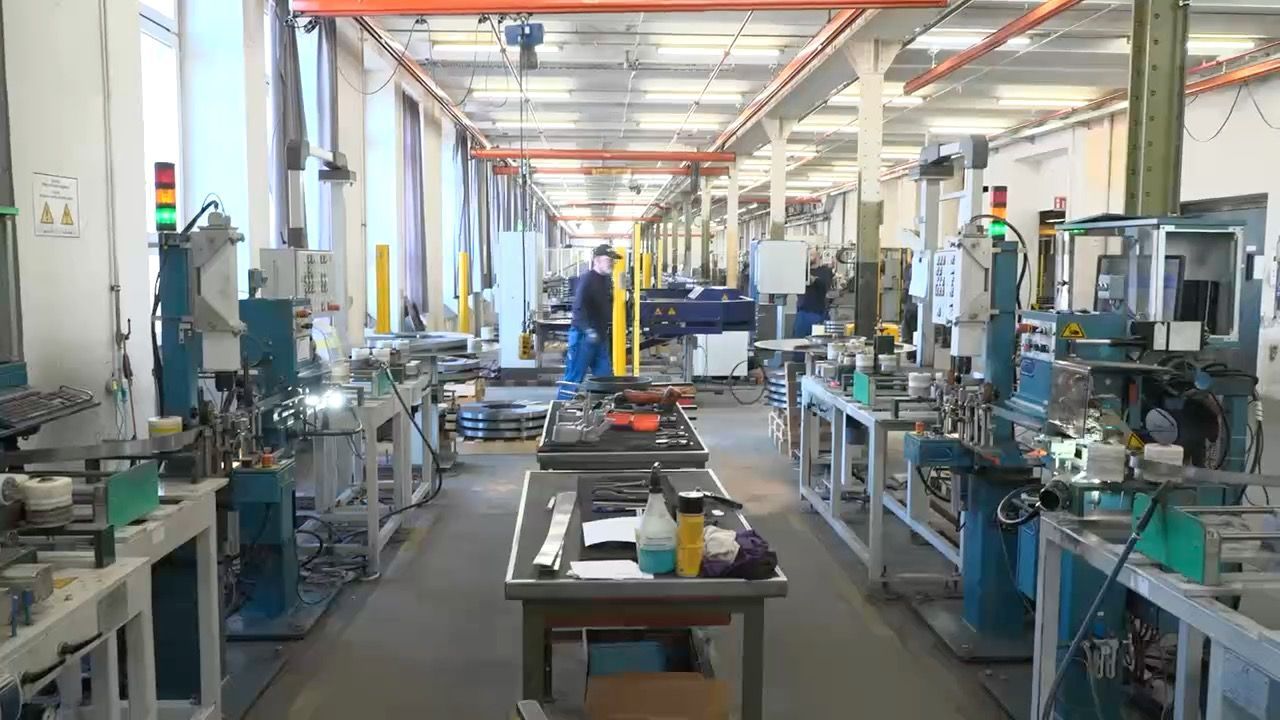 Video: Nahost-Krieg treibt Preise: Bayerische Wirtschaft schlägt Alarm