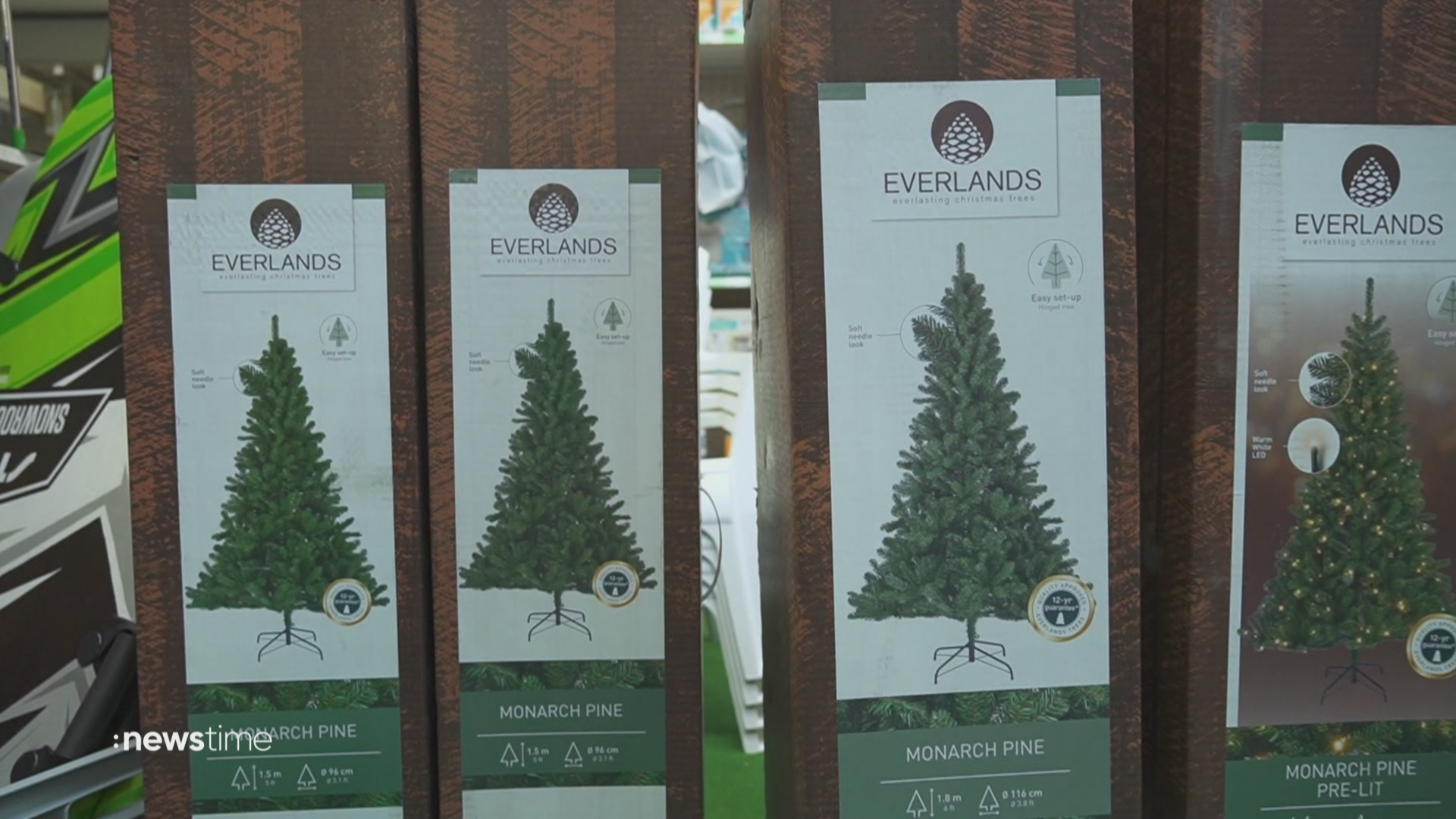 Weihnachten 2023: Lohnt sich ein Weihnachtsbaum aus Plastik?