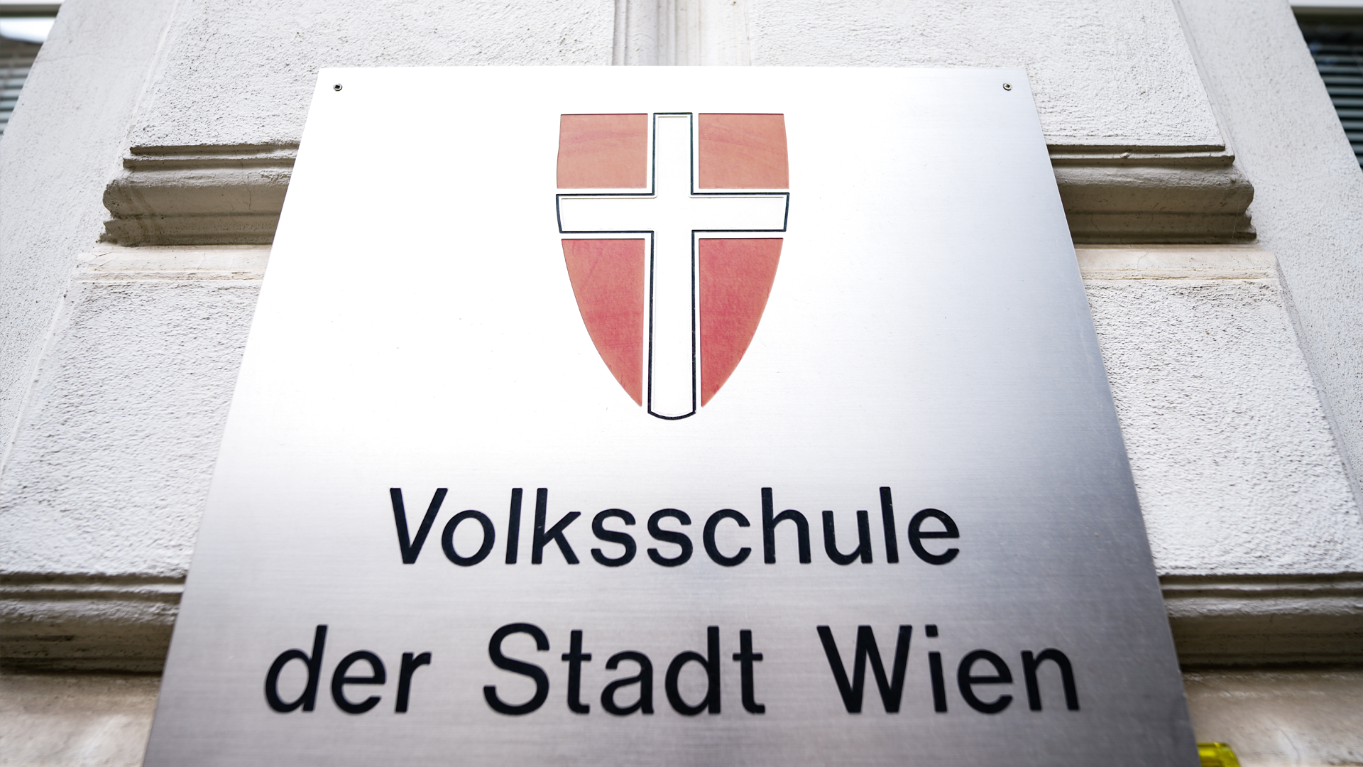NEOS fordern sechs Jahre Volksschule