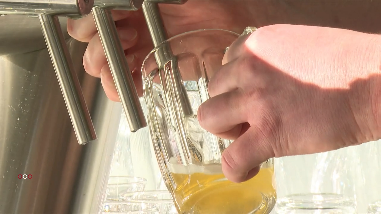 Video: Inflation sinkt zwar, doch Wirtshaus-Besuch wird zum Luxus